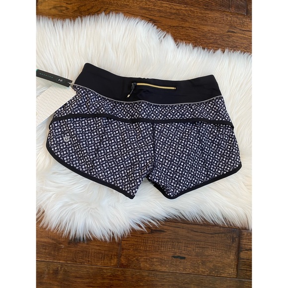 lululemon athletica Pants - Lululemon Dead Stock Speed Shorts